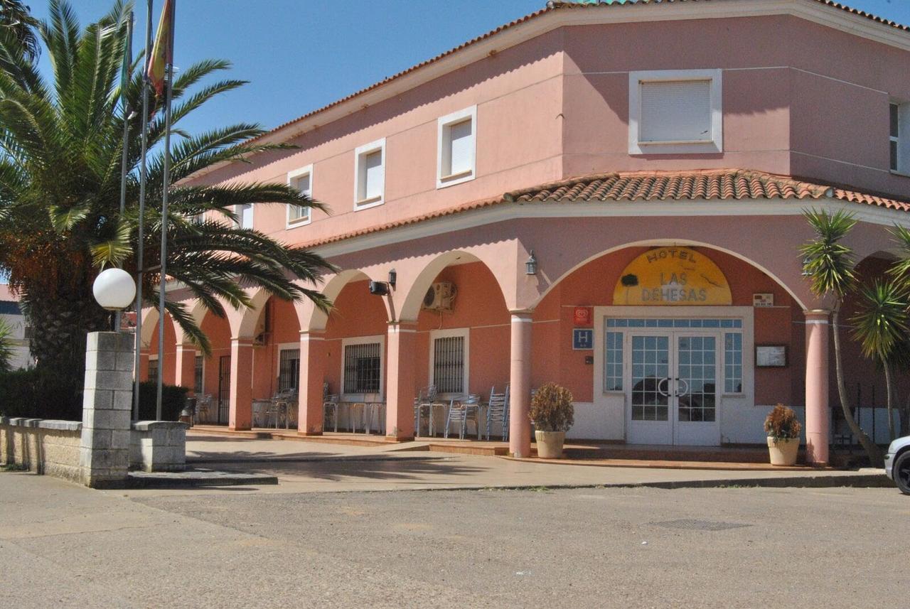 Hotel Las Dehesas Navalvillar de Pela Bagian luar foto