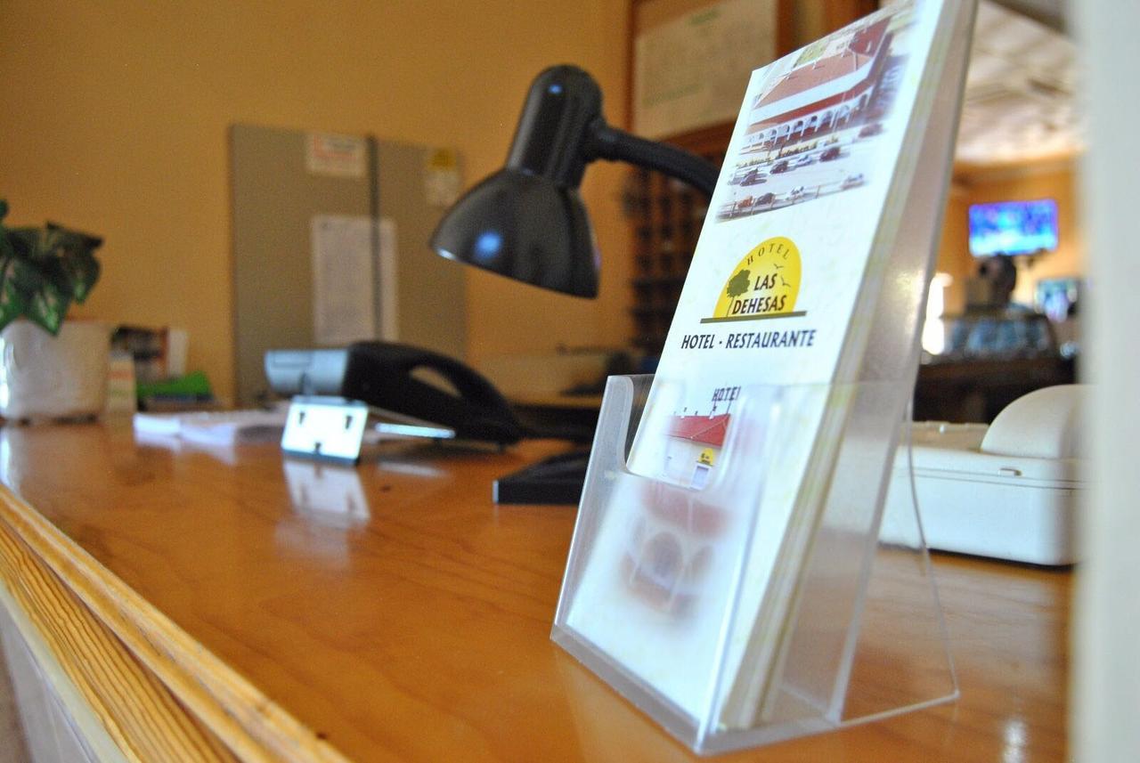 Hotel Las Dehesas Navalvillar de Pela Bagian luar foto